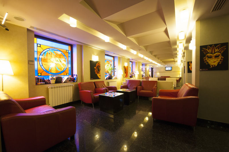 Hotel Minerva Bukarest Exterior foto